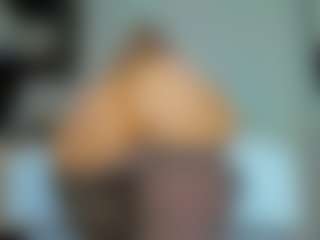 tykitaa's Live Sex Cam Show