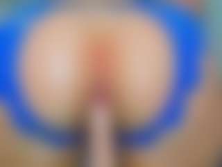 tykitaa's Live Sex Cam Show