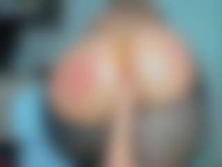 Live cam show with tykitaa - College on Camsoda