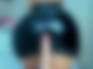 tykitaa's Live Sex Cam Show