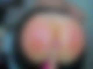 tykitaa's Live Sex Cam Show