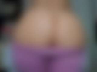 tykitaa's Live Sex Cam Show