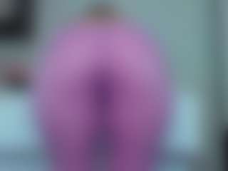 tykitaa's Live Sex Cam Show