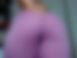 tykitaa's Live Sex Cam Show