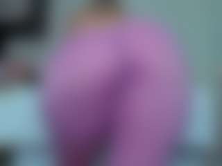 tykitaa's Live Sex Cam Show