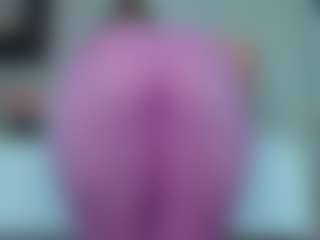 tykitaa's Live Sex Cam Show