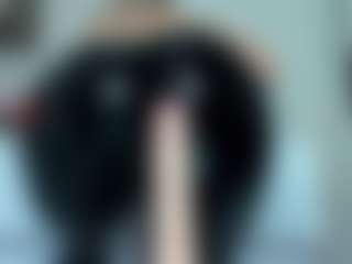 Live cam show with tykitaa - Spy Curvy on Fit Hotties