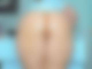 tykitaa's Live Sex Cam Show