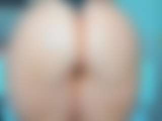 tykitaa's Live Sex Cam Show