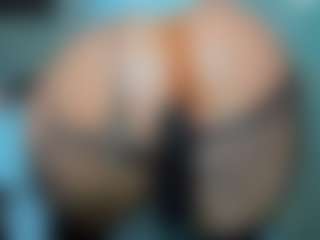 tykitaa's Live Sex Cam Show