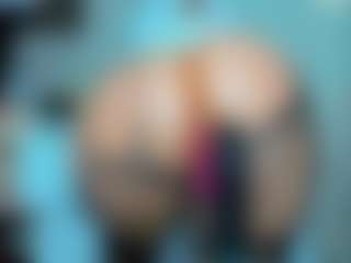 tykitaa's Live Sex Cam Show