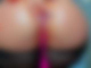 tykitaa's Live Sex Cam Show