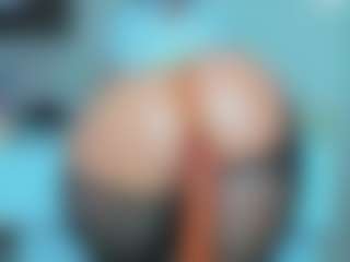 tykitaa's Live Sex Cam Show