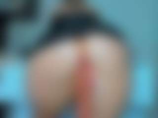 tykitaa's Live Sex Cam Show