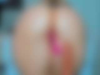 tykitaa's Live Sex Cam Show
