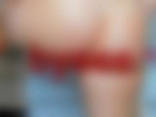 Live cam show with tykitaa - Shaved Pussy Curvy on SmokeAndPoke