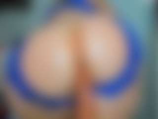 tykitaa's Live Sex Cam Show
