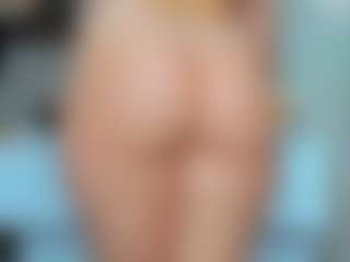 tykitaa's Live Sex Cam Show
