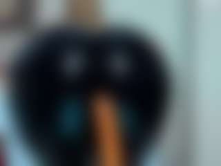 tykitaa's Live Sex Cam Show
