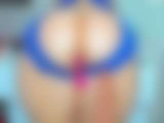 tykitaa's Live Sex Cam Show