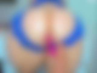 tykitaa's Live Sex Cam Show
