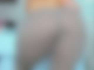 tykitaa's Live Sex Cam Show