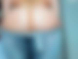 tykitaa's Live Sex Cam Show