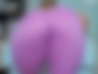 tykitaa's Live Sex Cam Show