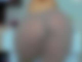 tykitaa's Live Sex Cam Show