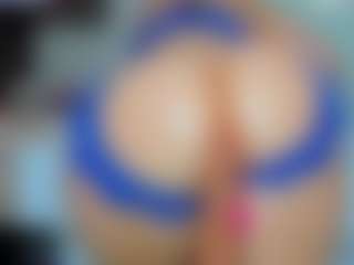 tykitaa's Live Sex Cam Show