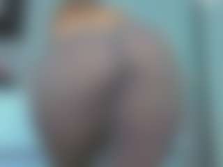 tykitaa's Live Sex Cam Show