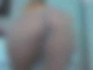 tykitaa's Live Sex Cam Show