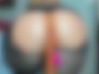 tykitaa's Live Sex Cam Show