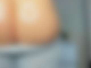 tykitaa's Live Sex Cam Show