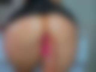 tykitaa's Live Sex Cam Show