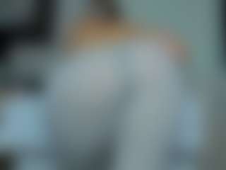 tykitaa's Live Sex Cam Show