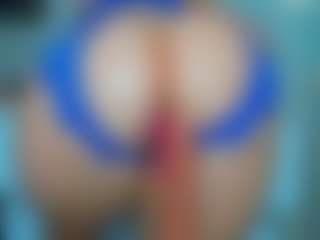 tykitaa's Live Sex Cam Show