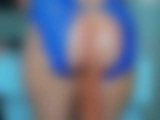 Live cam show with tykitaa - Nails on Camsoda
