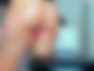 tykitaa's Live Sex Cam Show