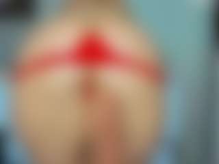 tykitaa's Live Sex Cam Show