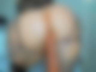 tykitaa's Live Sex Cam Show