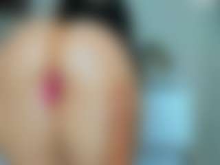 tykitaa's Live Sex Cam Show