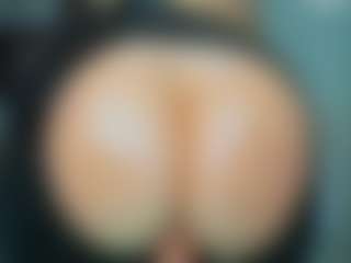 tykitaa's Live Sex Cam Show