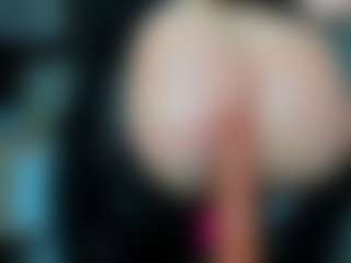 tykitaa's Live Sex Cam Show