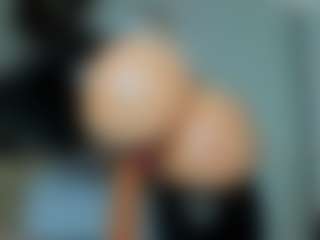 tykitaa's Live Sex Cam Show