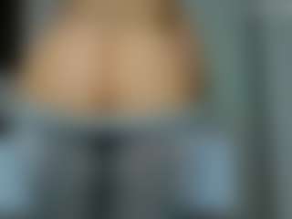 tykitaa's Live Sex Cam Show