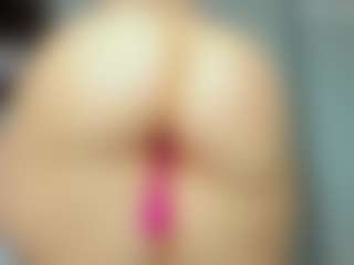 tykitaa's Live Sex Cam Show