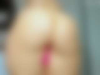 tykitaa's Live Sex Cam Show