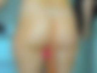 tykitaa's Live Sex Cam Show