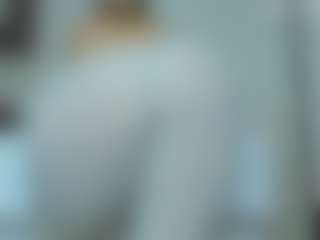 Live cam show with tykitaa - Ass Bouncing on Cam Slut